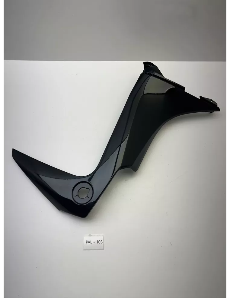Cache latéral avant gauche origine YAMAHA TMAX 530 2017 - 2019 – BC3-2835U-00