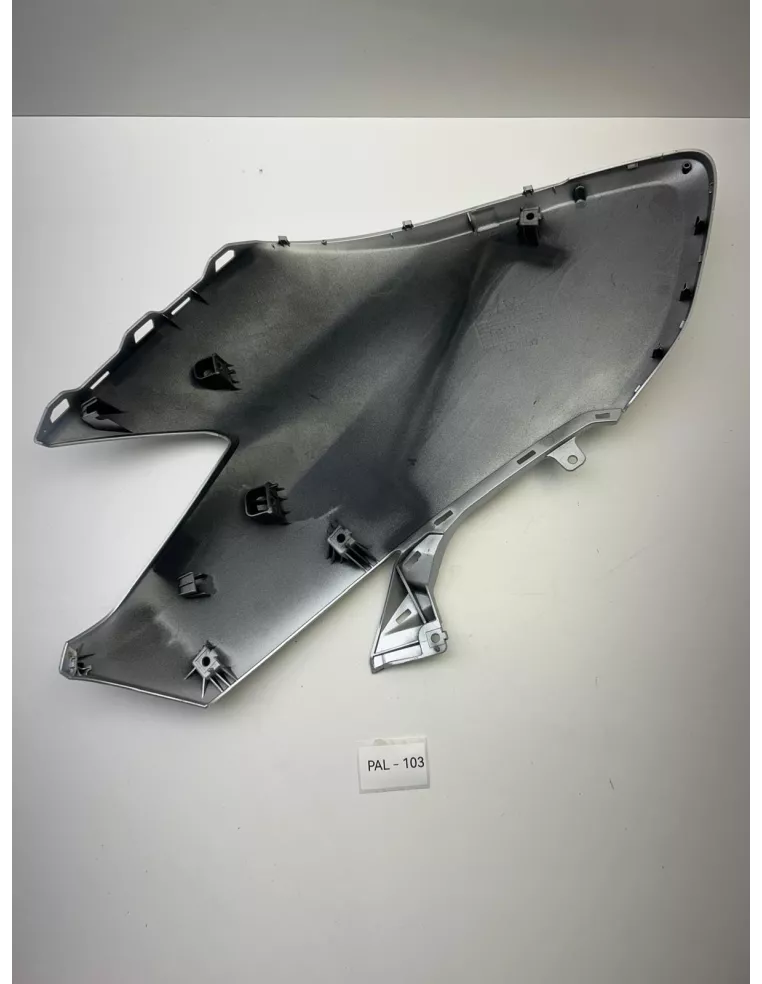 Carénage avant droit origine gris YAMAHA TMAX 530 2017 - 2019 – BC3-28377-00