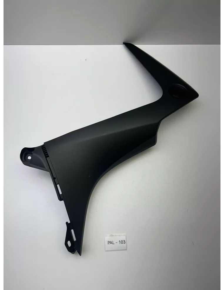 Carénage avant droit origine YAMAHA TMAX 530 2017 - 2019 – B3C-2835V-00