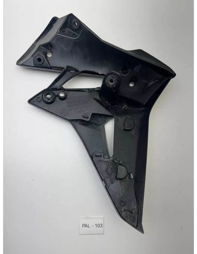 Carénage avant gauche origine SUZUKI GSR 750 2011 - 2016 – 47541-08J00