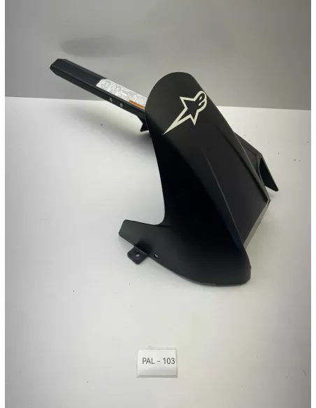 Garde boue arrière origine SUZUKI GSR 750 2011 - 2016 – 61341-08J00