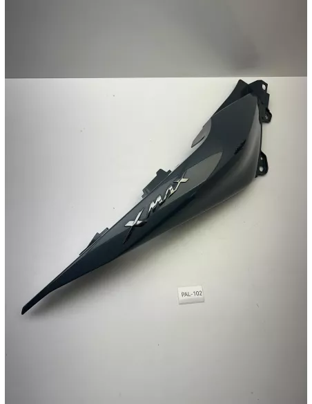 Flanc de selle droit origine YAMAHA XMAX 125 2018 - 2022 – BL1-F1741-00