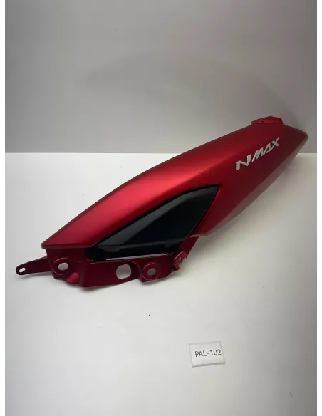 Carénage arrière gauche origine rouge YAMAHA NMAX 2020 - 2024 – B6H-F1711-00