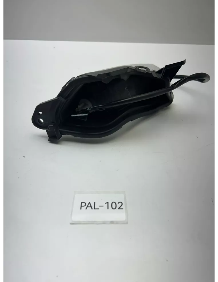 Clignotant avant gauche origine YAMAHA XMAX 125 2018 - 2022 – B74-H3310-00