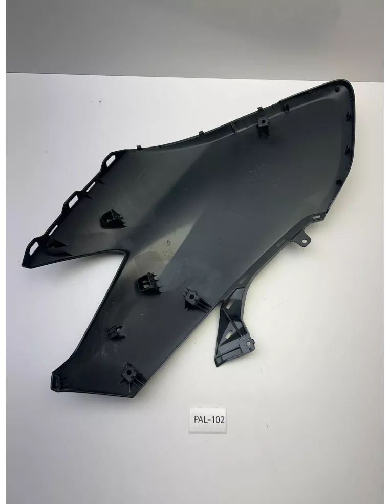 Carénage latéral droit origine YAMAHA TMAX 530 2017 - 2019 – BC3-28377-00