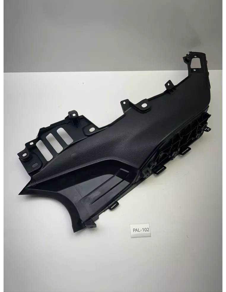 Demi marche pieds gauche origine YAMAHA TMAX 530 2017 - 2019 – BC3-27481-00