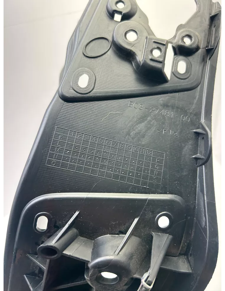 Demi marche pieds gauche origine YAMAHA TMAX 530 2017 - 2019 – BC3-27481-00