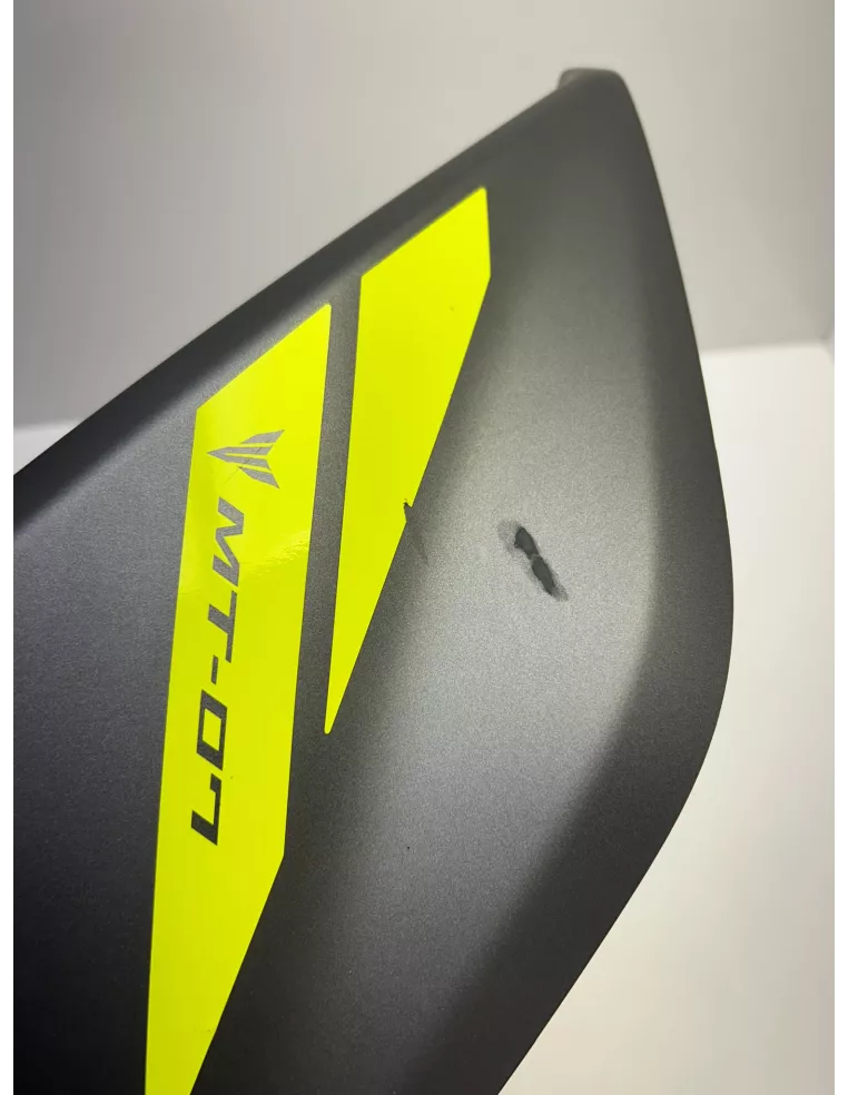 Couvre réservoir gauche origine YAMAHA MT 07 2018 - 2020 – B4C-24129-00