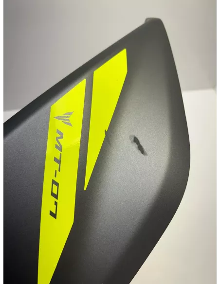 Couvre réservoir gauche origine YAMAHA MT 07 2018 - 2020 – B4C-24129-00