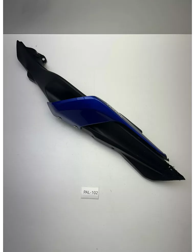 Coque arrière gauche origine bleue YAMAHA MT 07 2018 - 2024 – B4C-2171E-00