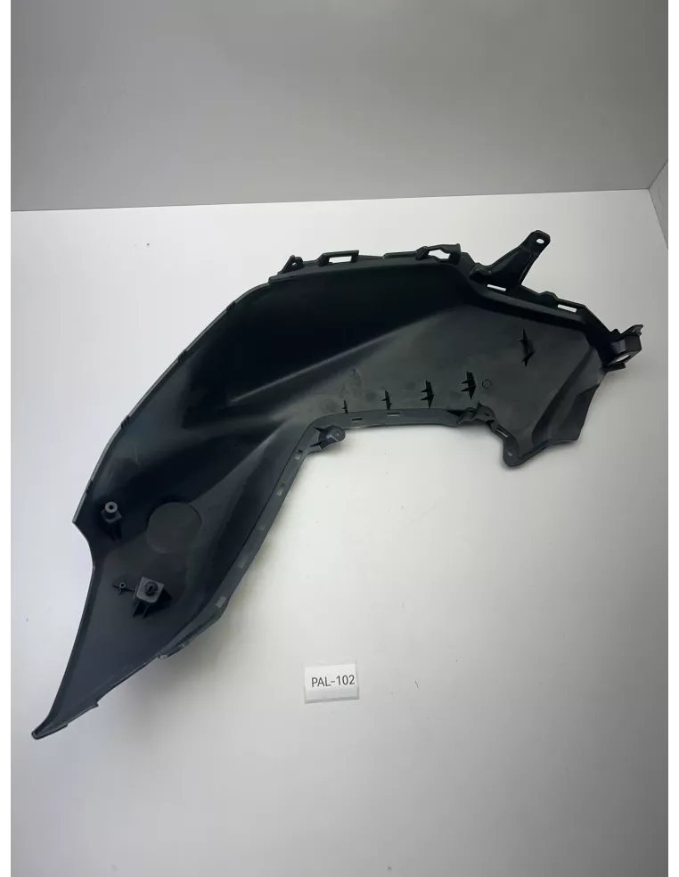 Couvre réservoir droit origine bleu YAMAHA MT 07 2018 - 2020 – B4C-24139-00