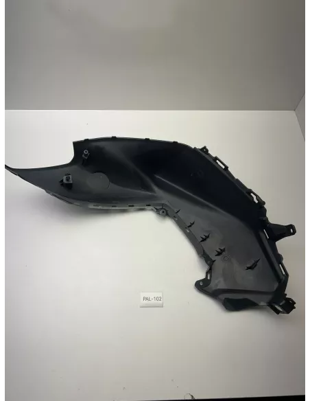 Couvre réservoir droit origine YAMAHA MT 07 2021 - 2024 – BAT-24139-00
