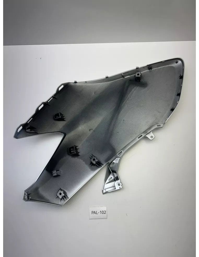 Carénage latéral droit origine gris YAMAHA TMAX 530 2017 - 2019 – BC3-28377-00