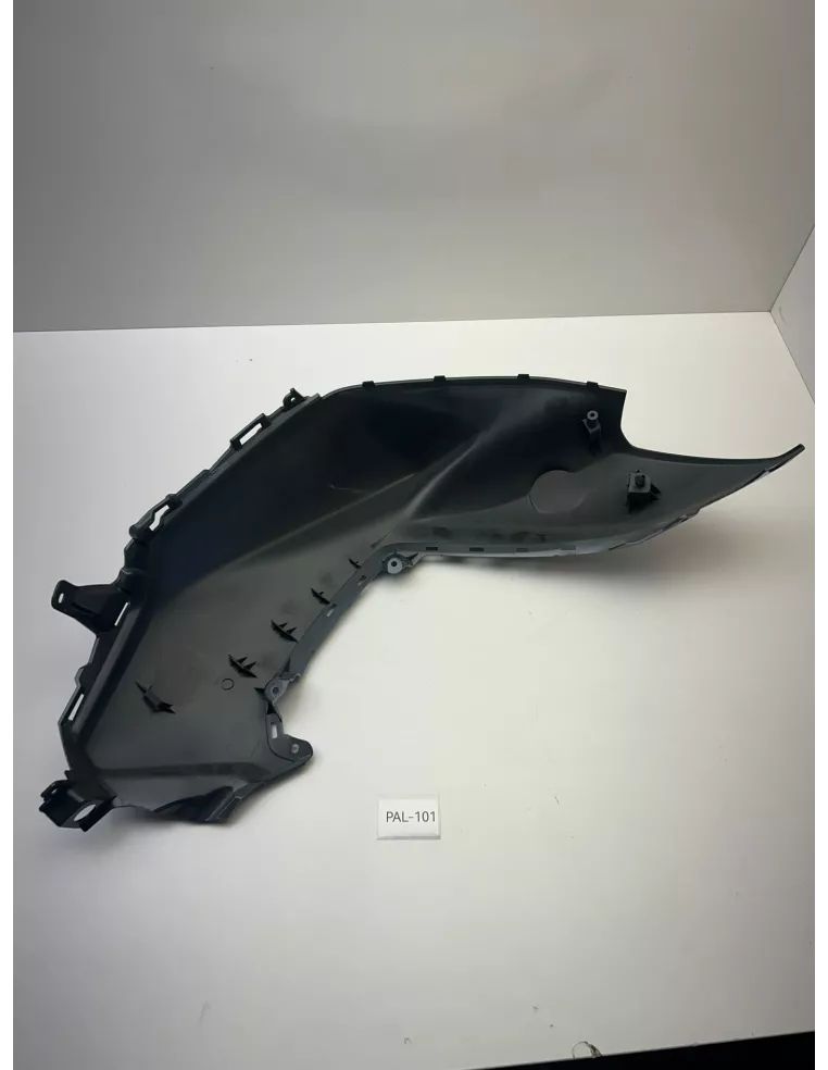 Couvre réservoir gauche origine YAMAHA MT 07 2021 - 2024 – BAT-24129-00