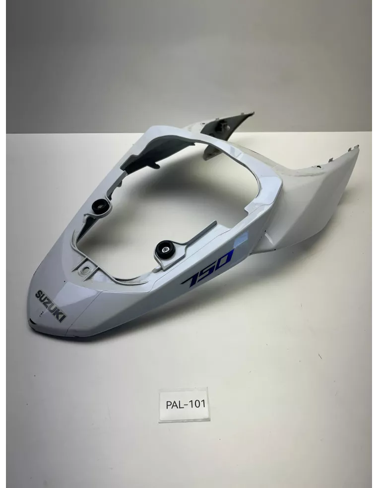 Coque arrière blanche origine SUZUKI GSR 750 2011 - 2014 – 47311-08J