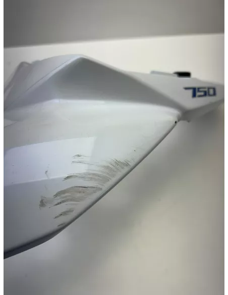 Coque arrière blanche origine SUZUKI GSR 750 2011 - 2014 – 47311-08J