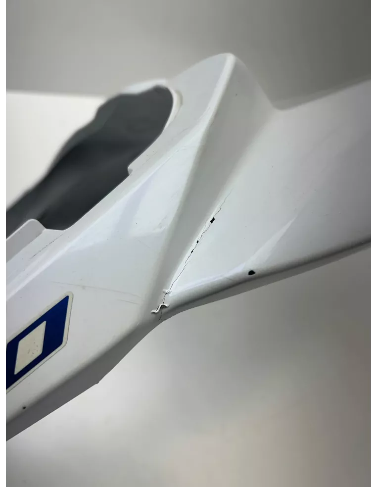 Coque arrière blanche origine SUZUKI GSR 750 2011 - 2014 – 47311-08J