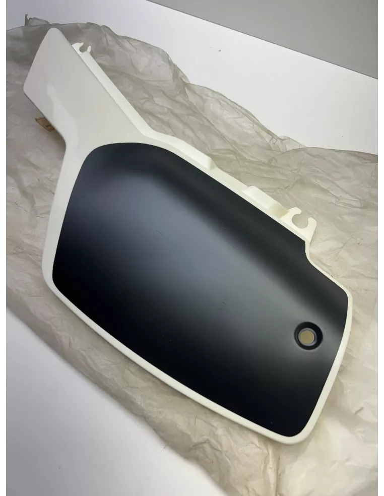 Carénage latéral arrière gauche origine YAMAHA DT 80 LC 1986 - 1986 – 34X-21711-00-98
