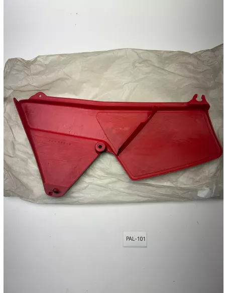 Carénage latéral arrière droit origine rouge YAMAHA DT 125 LC 1982 - 1984 – 10V-21721-60-98
