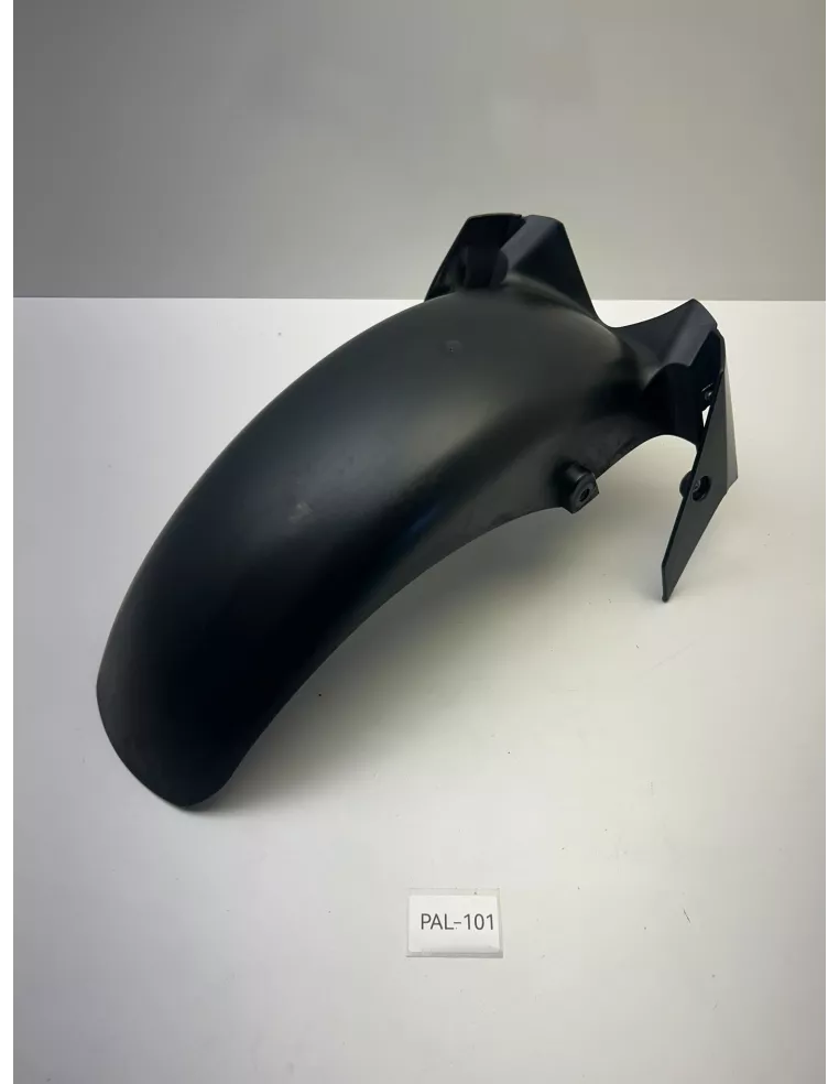 Partie arrière du garde boue avant origine YAMAHA XMAX 125 2010 - 2017 – 37P-F1556-00