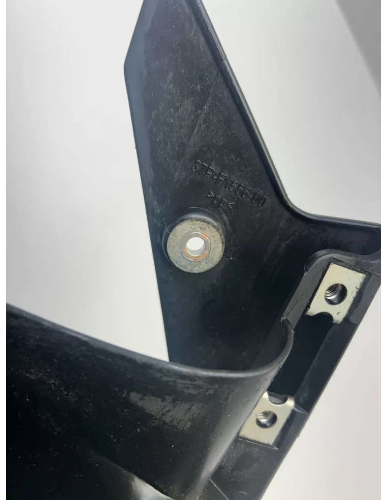 Partie arrière du garde boue avant origine YAMAHA XMAX 125 2010 - 2017 – 37P-F1556-00