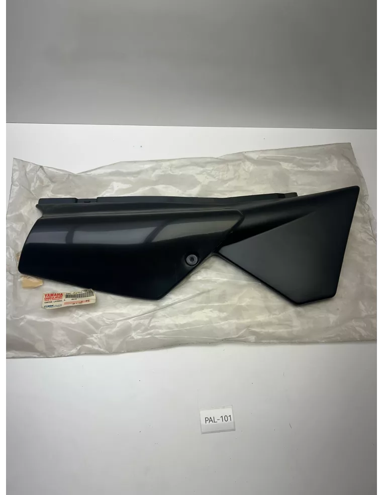 Cache latéral droit origine YAMAHA DT 50 R 1988 - 1995 – 3HL-F1721-10-12