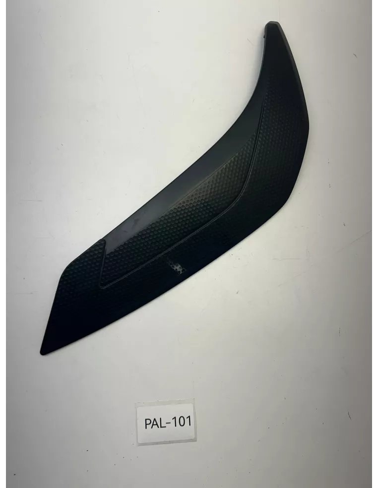 Cache de réservoir gauche origine YAMAHA FZ8 2011 - 2015 – 39P-24106-00