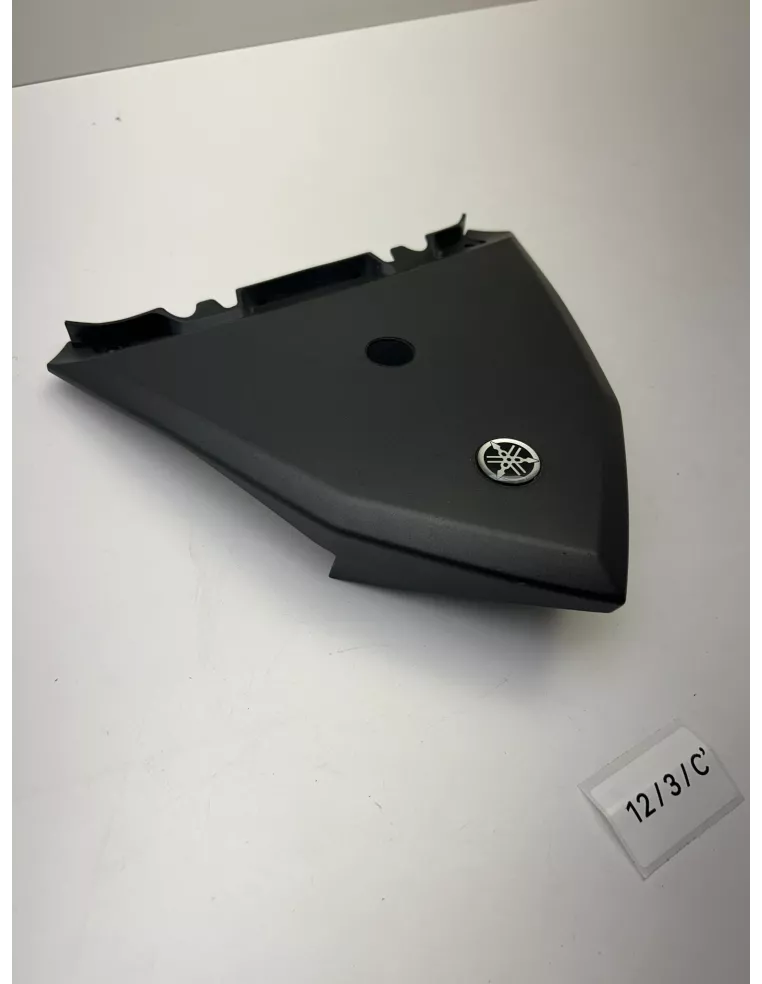 Capot de carénage arrière central origine YAMAHA TMAX 530 2012 - 2016 – 59C-2171A-00