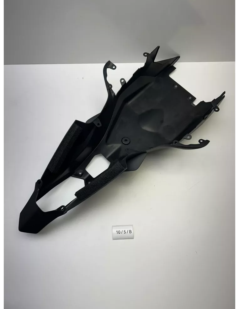 Passage de roue origine YAMAHA R1  2015 - 2026 – 2CR-21611-00