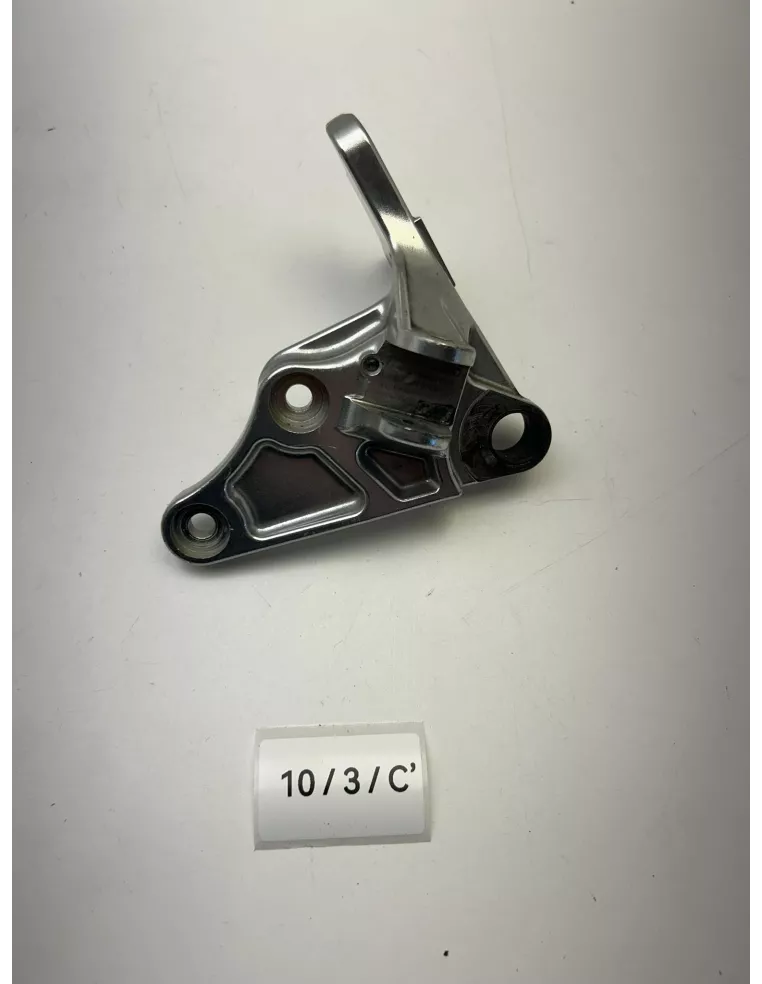 Platine de repose pieds avant droite origine YAMAHA VMAX 1700 2009 - 2016 – 2S3-27443-00