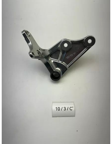 Platine de repose pieds avant droite origine YAMAHA VMAX 1700 2009 - 2016 – 2S3-27443-00