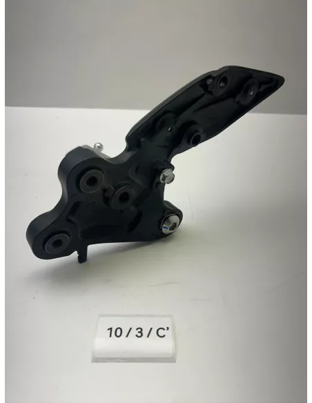 Platine de repose pieds avant droite origine YAMAHA FZ8  2011 - 2015 – 39P2744300