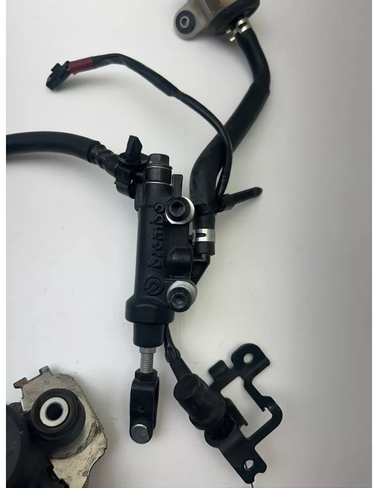 Système de freinage arrière complet YAMAHA MT 09 2014 - 2017 – 2DR-2580W-00 / 56P-2583V-00
