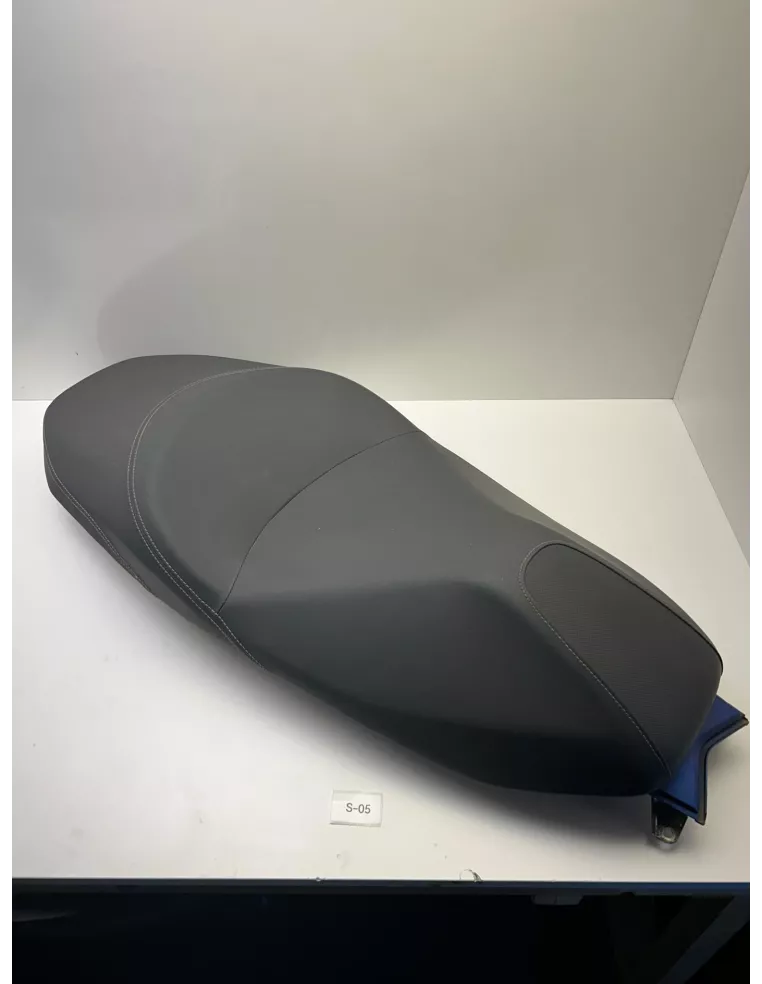 Selle biplace origine HONDA FORZA 125 2015 - 2017 – 77200-K40-F00
