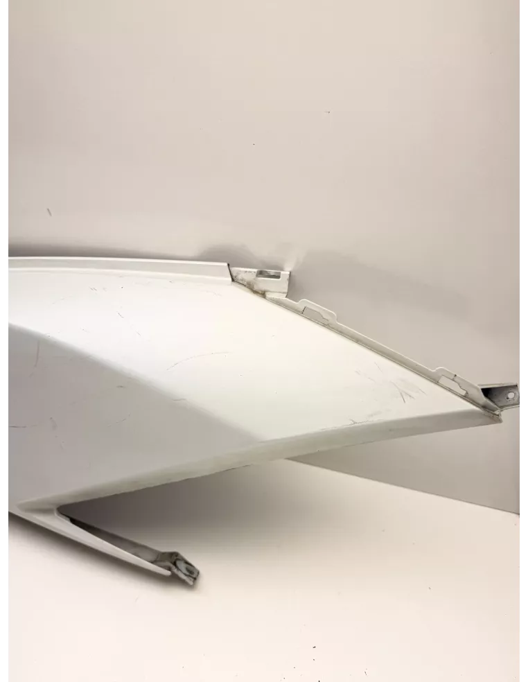Flanc de selle droit origine blanc HONDA FORZA 125 2015 - 2018 – 83500-K40-F000