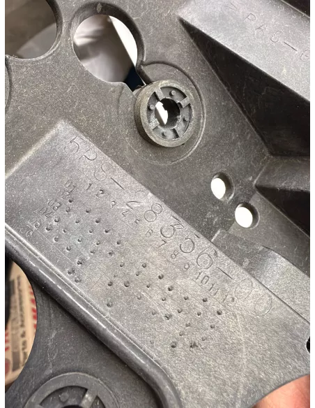 Araignée de carénage avant origine YAMAHA TDM 900 2002 - 2014 – 5PS-28356-00