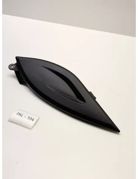 Cache latéral droit sous réservoir origine YAMAHA TDM 900 2002 - 2014 – 5PS-21721-00