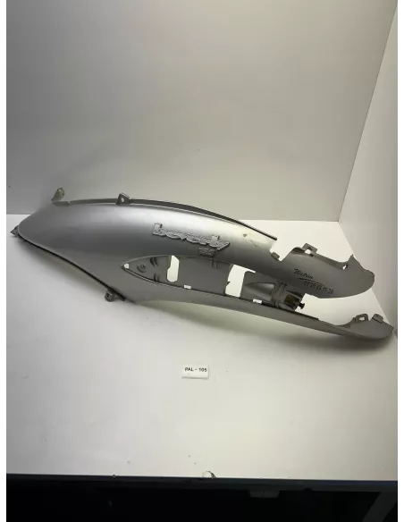 Coque arrière gauche origine PIAGGIO 125 Beverly 2001 - 2007 – 622340