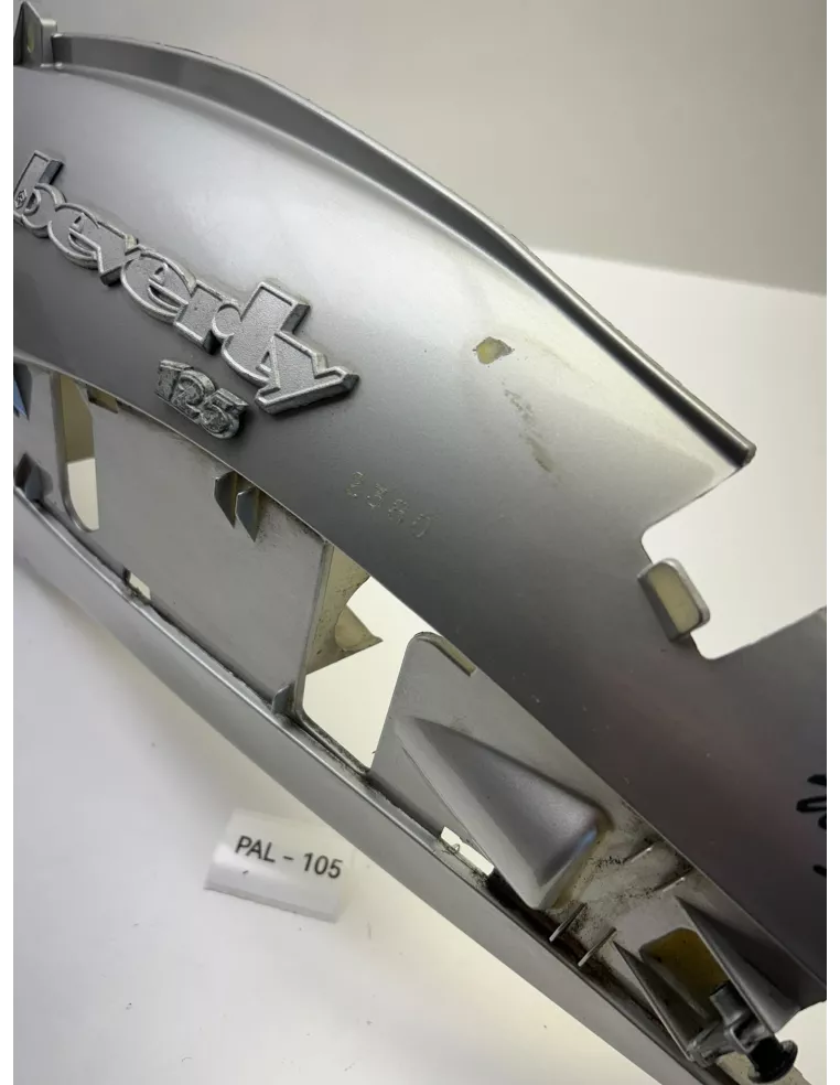 Coque arrière gauche origine PIAGGIO 125 Beverly 2001 - 2007 – 622340