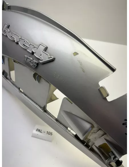 Coque arrière gauche origine PIAGGIO 125 Beverly 2001 - 2007 – 622340