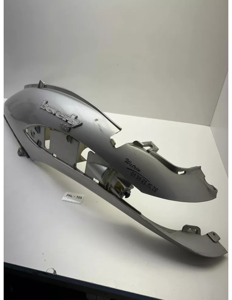 Coque arrière gauche origine PIAGGIO 125 Beverly 2001 - 2007 – 622340