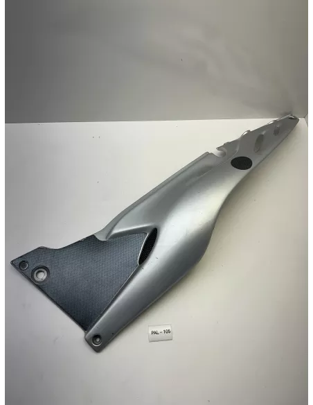 Flanc de selle gauche origine gris APRILIA PEGASO 650 1997 - 2004 – DIS.12870