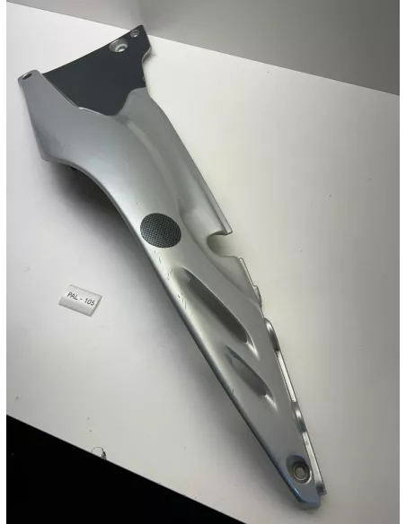 Flanc de selle gauche origine gris APRILIA PEGASO 650 1997 - 2004 – DIS.12870