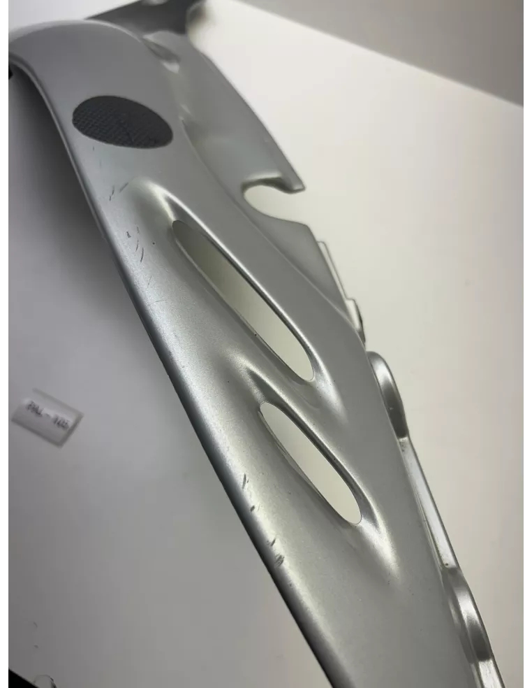 Flanc de selle gauche origine gris APRILIA PEGASO 650 1997 - 2004 – DIS.12870