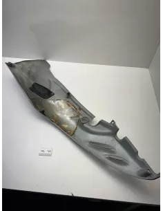 Flanc de selle droit origine gris APRILIA PEGASO 650 1997 - 2004 – AP8138952 2