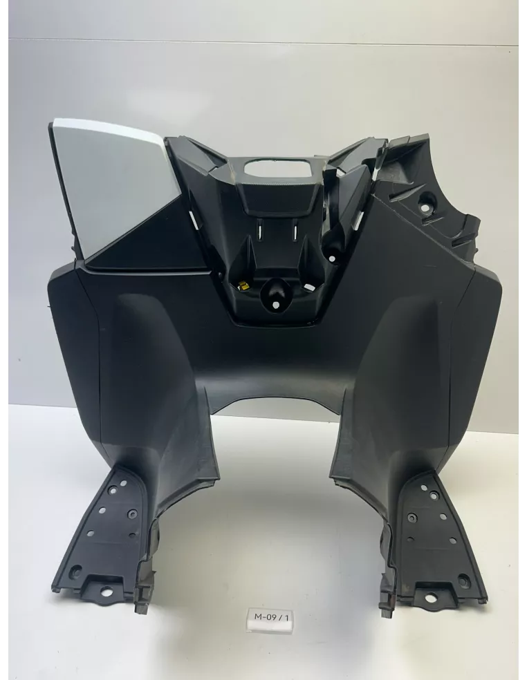 Tablier avant intérieur origine HONDA FORZA 125 2015 - 2018 – 81130-K40-F300