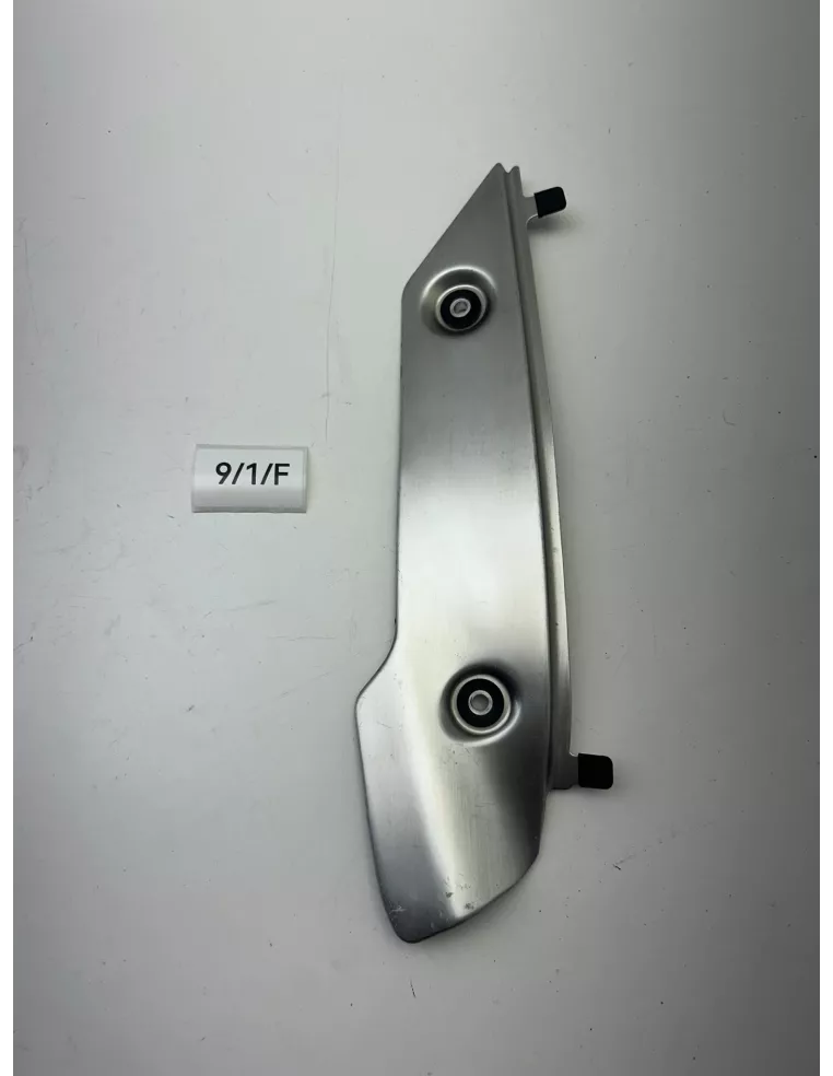 Protecteur thermique inférieur droit origine YAMAHA R1 2015 - 2019 – 2CR-2834W-00