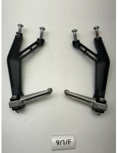 Supports de repose pieds passager droit et gauche origine YAMAHA R1 2015 - 2019 – 2CR-2741L-00 / 2CR-2742L-00