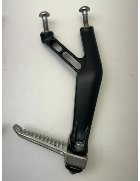 Supports de repose pieds passager droit et gauche origine YAMAHA R1 2015 - 2019 – 2CR-2741L-00 / 2CR-2742L-00