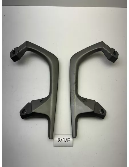 Poignée passager droite et gauche origine YAMAHA TRACER 900 2018 - 2020 – B5C-2474A-00 /  B5C-2474W-00